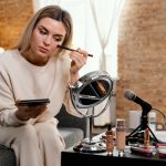 Cum să îți creezi un look rock-glam