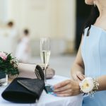 Cum să refuzi o invitație la nuntă sau botez fără să superi