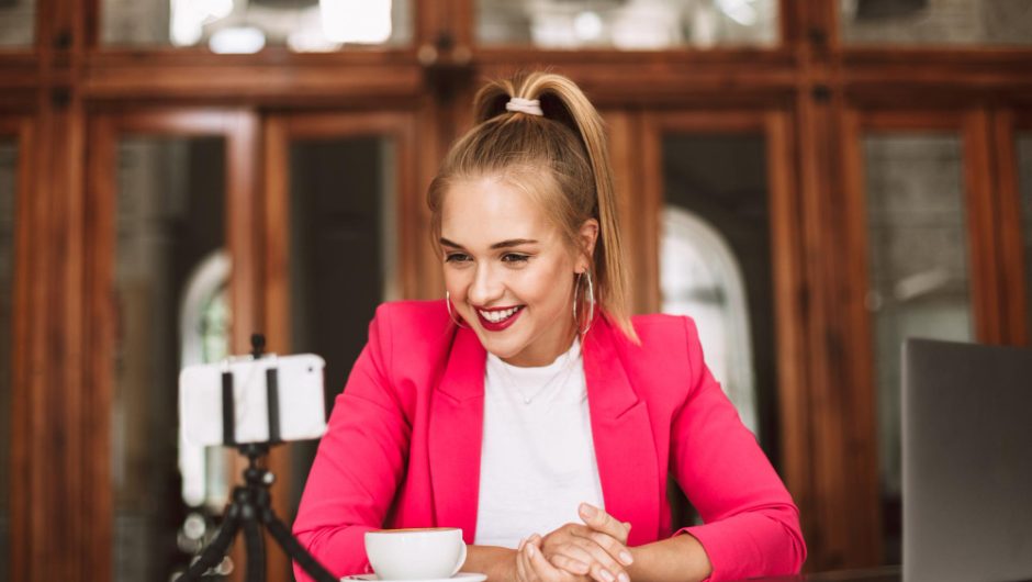 Influencer marketing: merită investiția pentru afacerea ta?