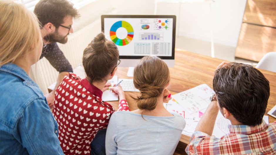 Cum construiești un sistem simplu de marketing pentru o firmă mică