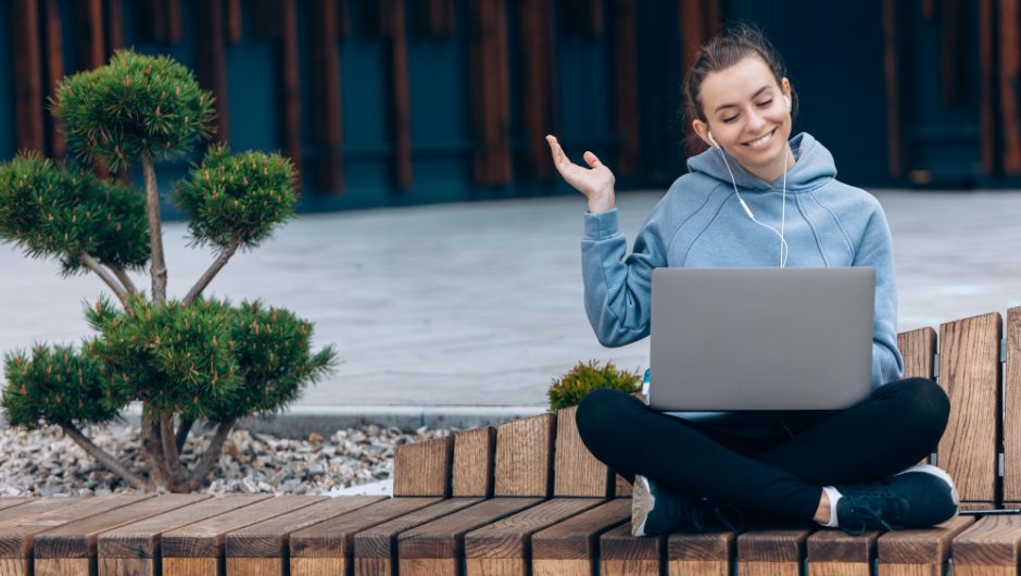 Ce platforme merită urmărite dacă vrei să fii la curent cu tehnologia