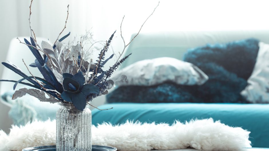 Idei pentru decorarea unei camere monocrome
